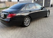 Mercedes-Benz Třídy E Sedan / Limuzína 0,0 110 kw