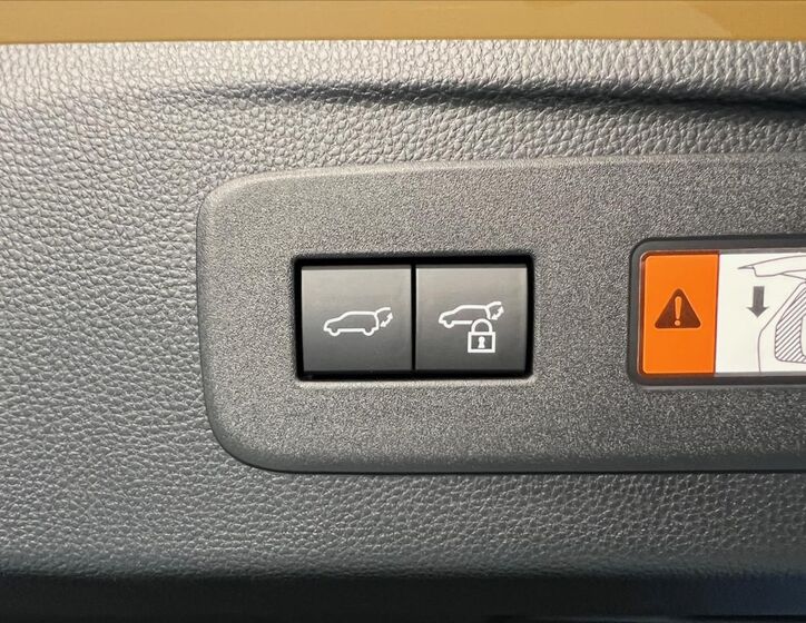 Toyota Land Cruiser 32