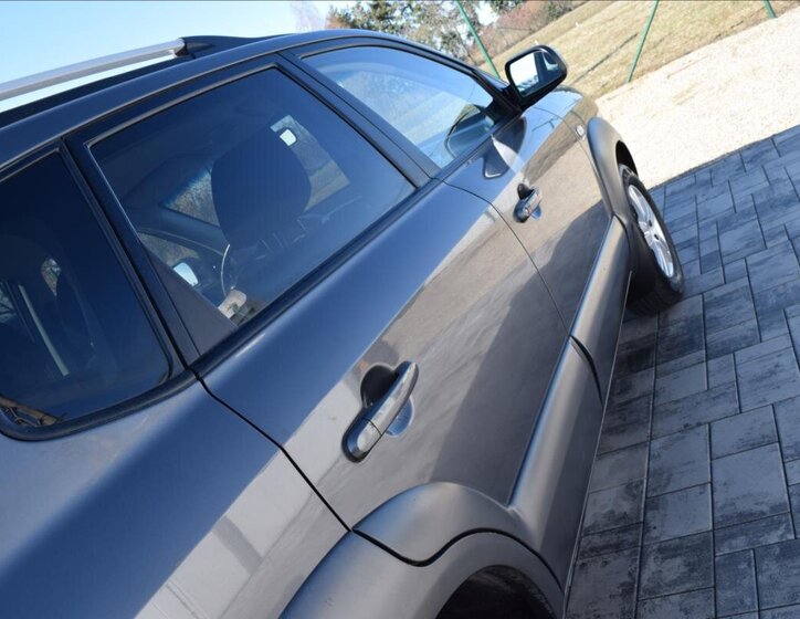 Hyundai Tucson SUV 2,0 l 104 kw