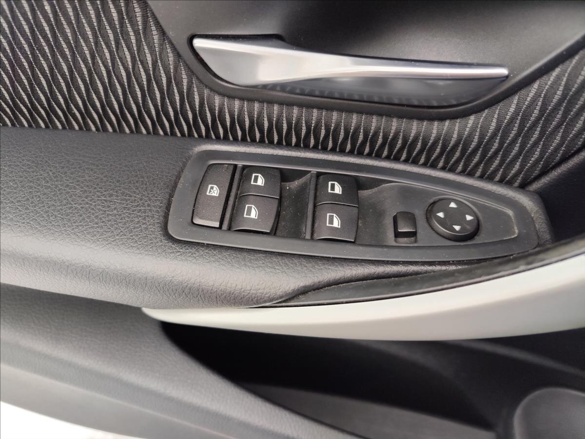 BMW Řada 3 Kombi 2,0 l 180 kw