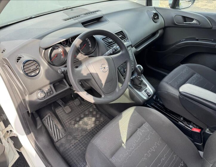 Opel Meriva MPV 1,4 l 74 kw