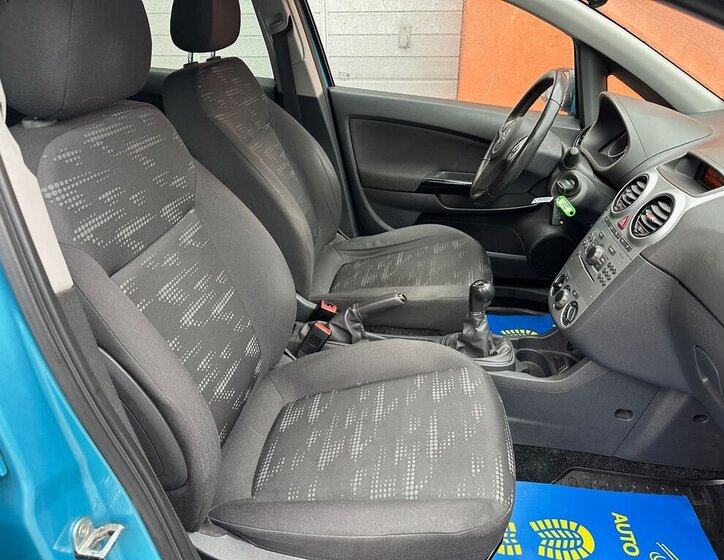 Opel Corsa Hatchback 1,4 l 64 kw