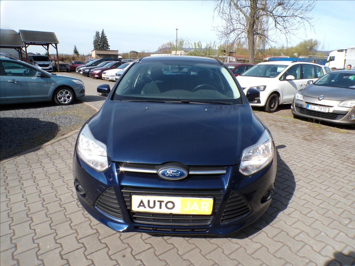 Ford Focus Kombi 998,0 92 kw
