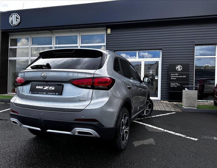 MG ZS SUV / Terénní 1,5 l 85 kw
