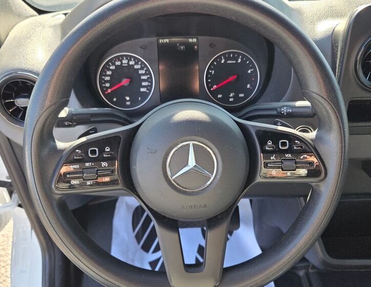 Mercedes-Benz Sprinter Skříň 2,0 l 125 kw