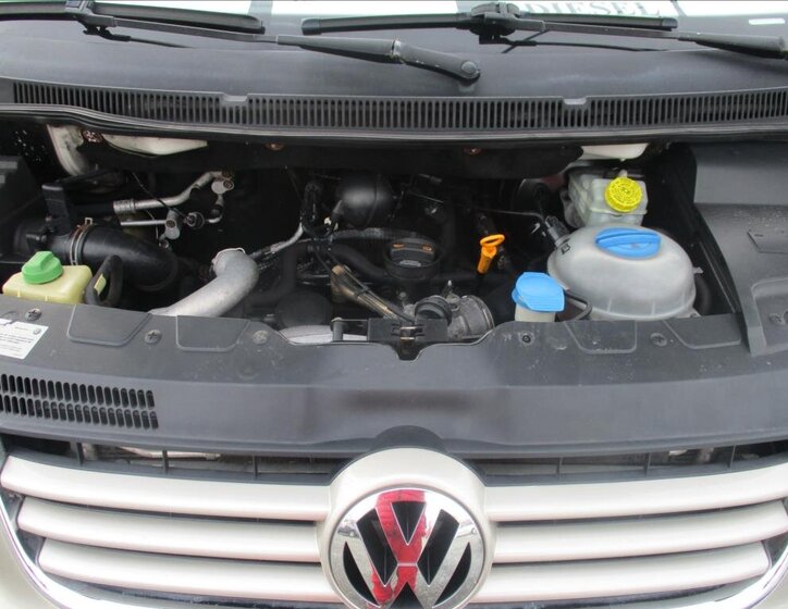 Volkswagen Multivan VAN / Minibus 2,5 l 96 kw