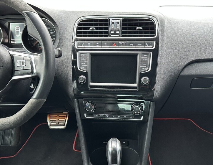 Volkswagen Polo Hatchback 1,8 l 141 kw