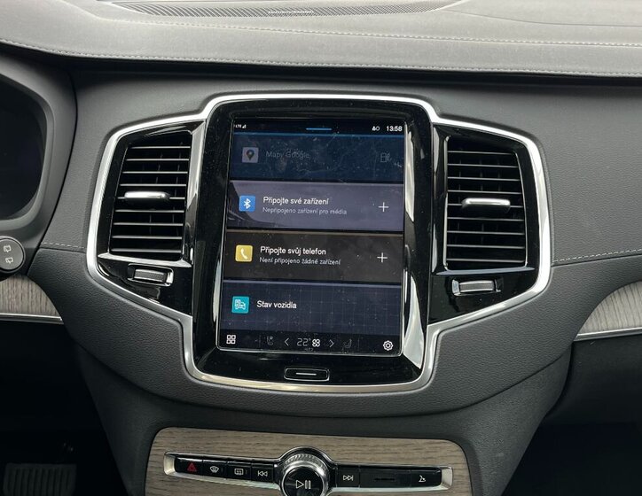 Volvo XC90 SUV / Terénní 2,0 l 335 kw