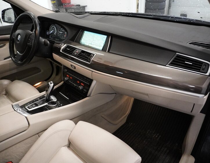 BMW Řada 5 Liftback 3,0 l 190 kw