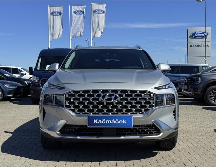 Hyundai Santa Fe SUV / Terénní 2,2 l 142 kw