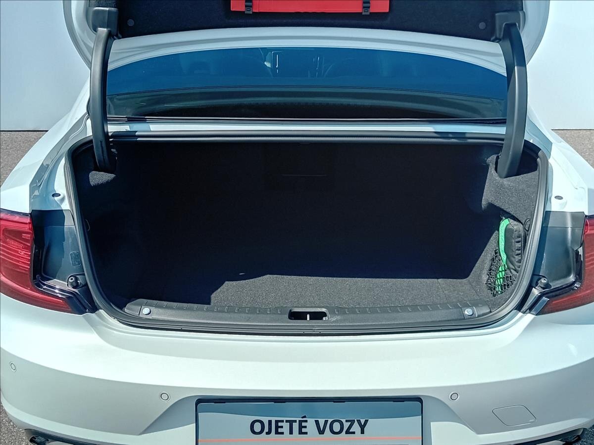 Volvo S90 Sedan 2,0 l 173 kw