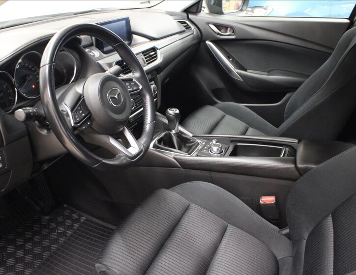 Mazda 6 Sedan 2,0 l 121 kw