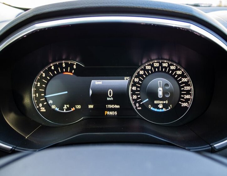 Ford Edge SUV / Terénní 2,0 l 154 kw