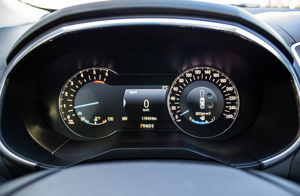 Ford Edge SUV / Terénní 2,0 l 154 kw