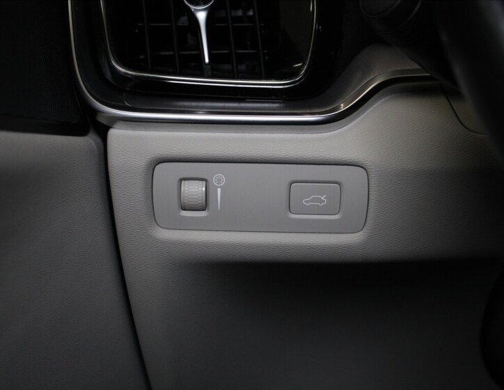 Volvo V60 Kombi 2,0 l 110 kw