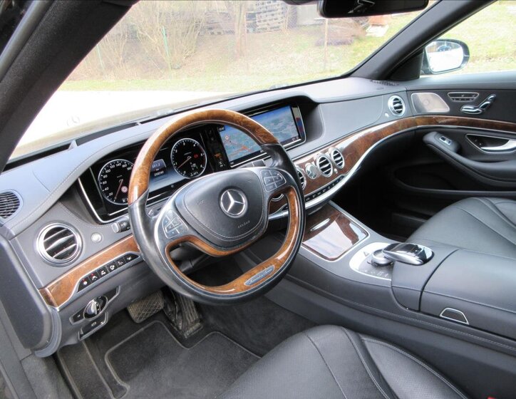 Mercedes-Benz Třídy S Sedan / Limuzína 3,0 l 190 kw