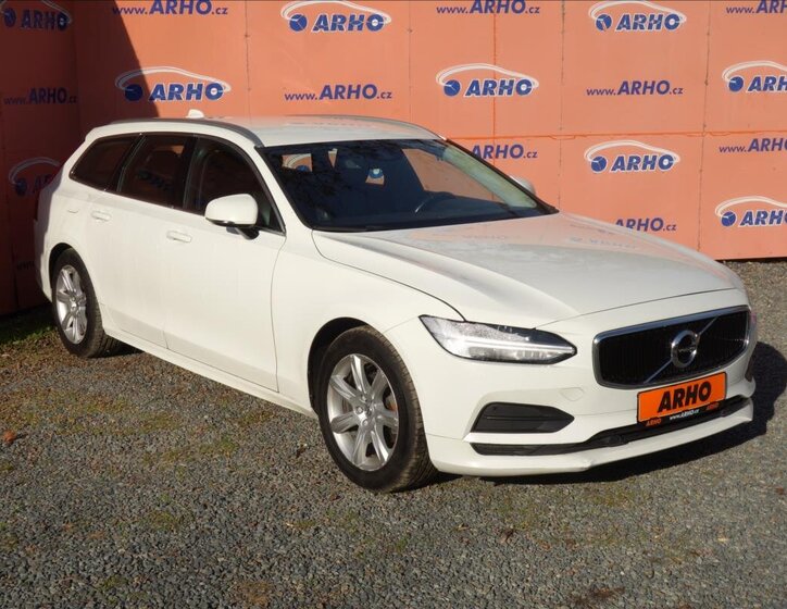 Volvo V90 Kombi 2,0 l 140 kw