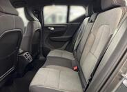 Volvo XC40 11