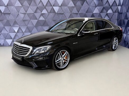 Mercedes-Benz Třídy S Sedan / Limuzína 5,5 l 430 kw
