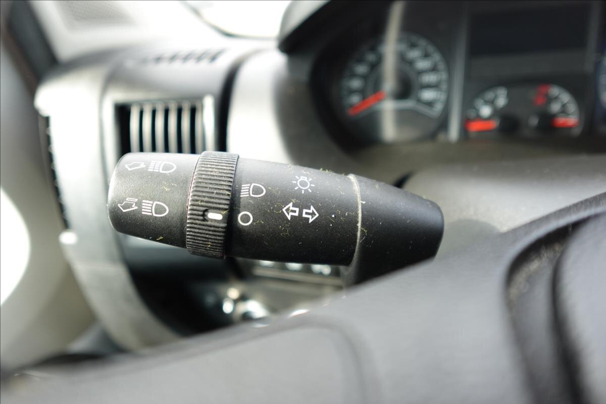 Opel Movano Valník 2,2 l 121 kw