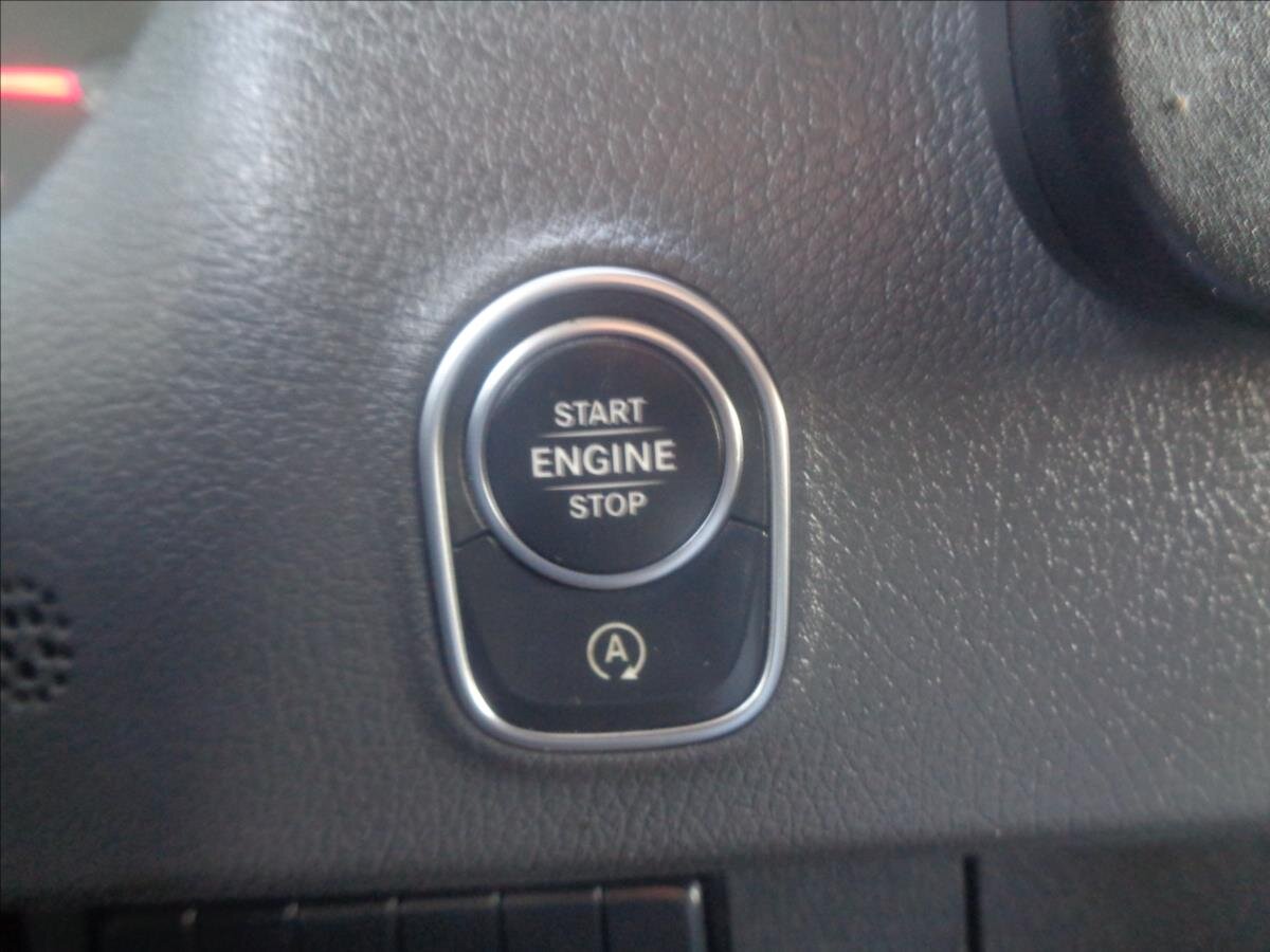 Mercedes-Benz Sprinter Skříň 2,1 l 120 kw