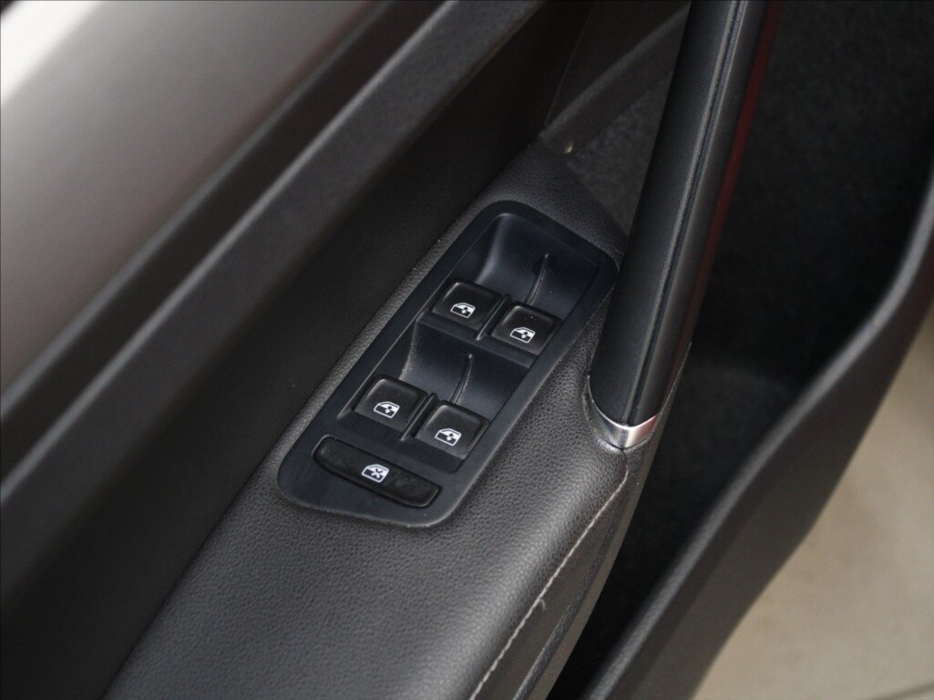 Volkswagen Golf Hatchback 1,2 l 81 kw