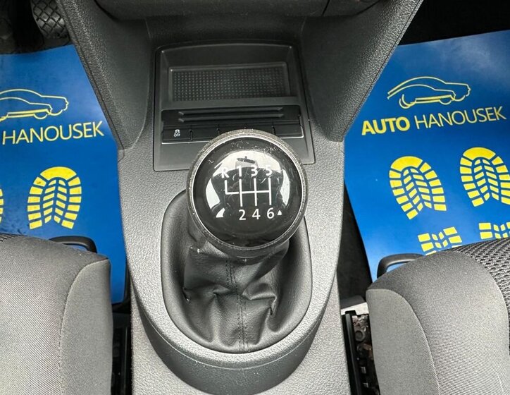 Volkswagen Touran MPV 1,6 l 77 kw