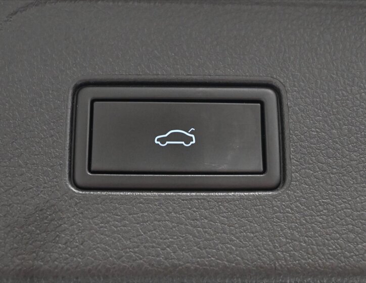 Volkswagen Passat Kombi 1,5 l 110 kw