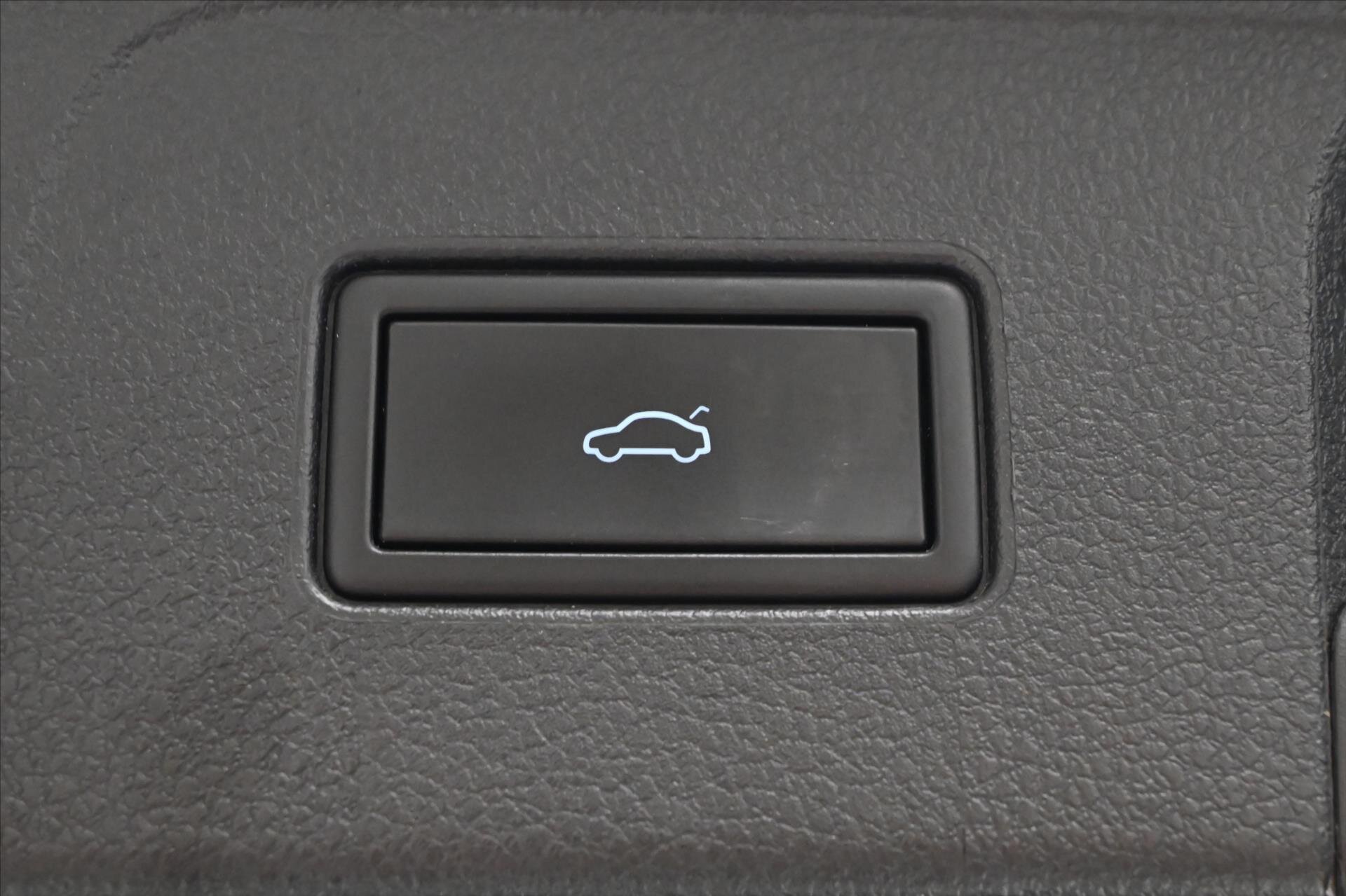 Volkswagen Passat Kombi 1,5 l 110 kw