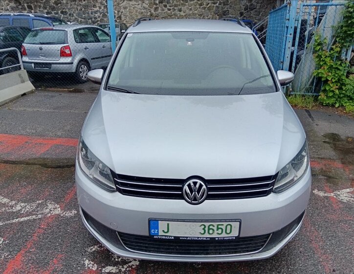 Volkswagen Touran Kombi 1,5 l 77 kw