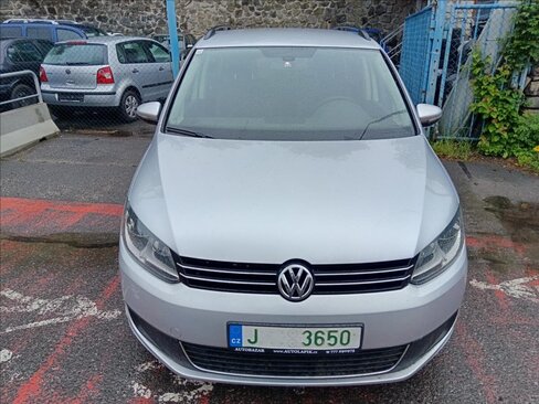 Volkswagen Touran Kombi 1,5 l 77 kw