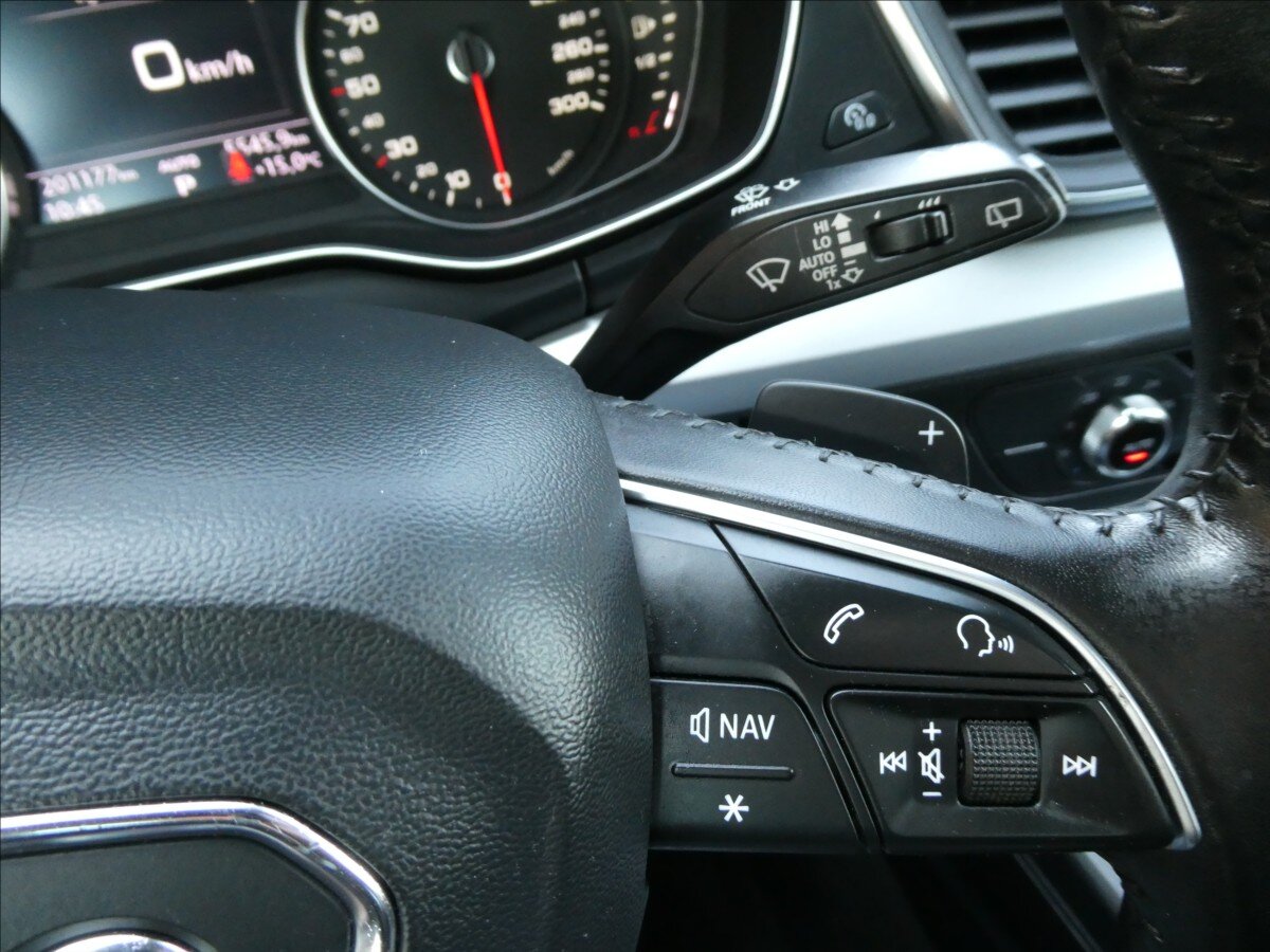 Audi Q5 SUV / Terénní 2,0 l 120 kw