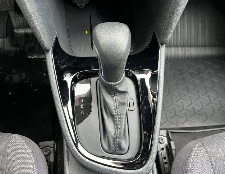 Toyota Yaris Cross SUV 1,5 l 68 kw