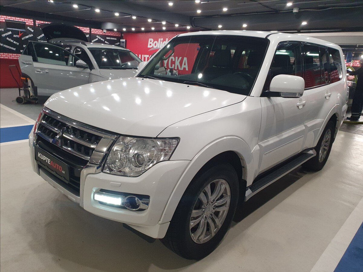Mitsubishi Pajero Ostatní 3,2 l 147 kw