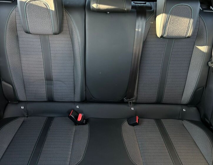 Peugeot 2008 SUV 1,2 l 74 kw