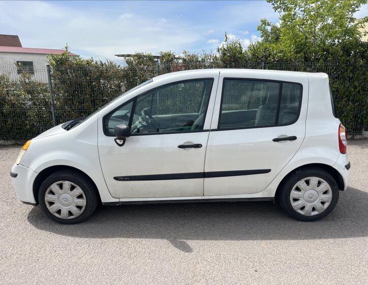 Renault Modus Hatchback 1,4 l 72 kw