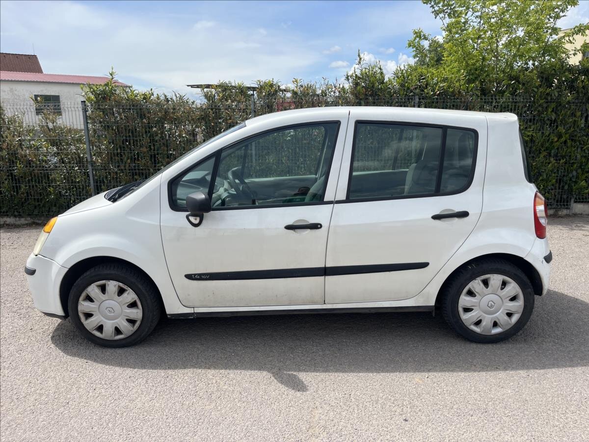 Renault Modus Hatchback 1,4 l 72 kw