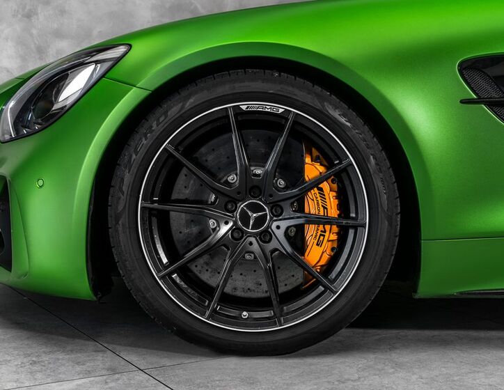 Mercedes-Benz AMG GT 2