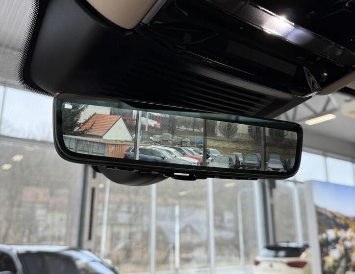 Land Rover Range Rover 25