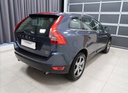 Volvo XC60 4