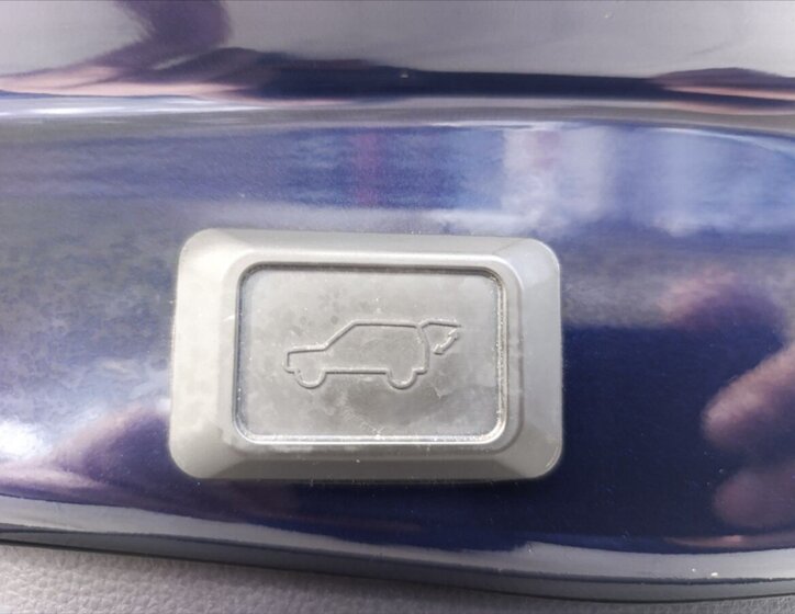 Toyota RAV4 SUV 2,5 l 131 kw