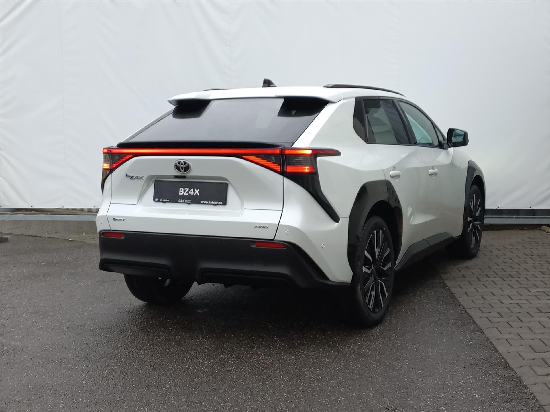Toyota bZ4X SUV / Terénní 0,0 255 kw