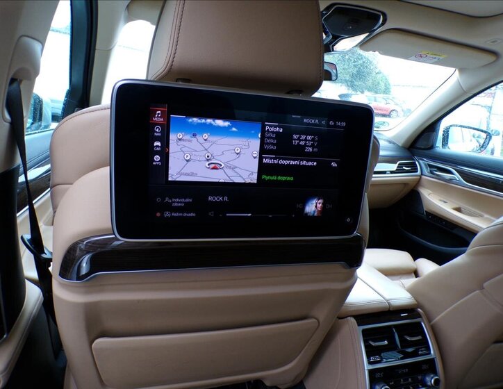 BMW Řada 7 Sedan / Limuzína 3,0 l 195 kw