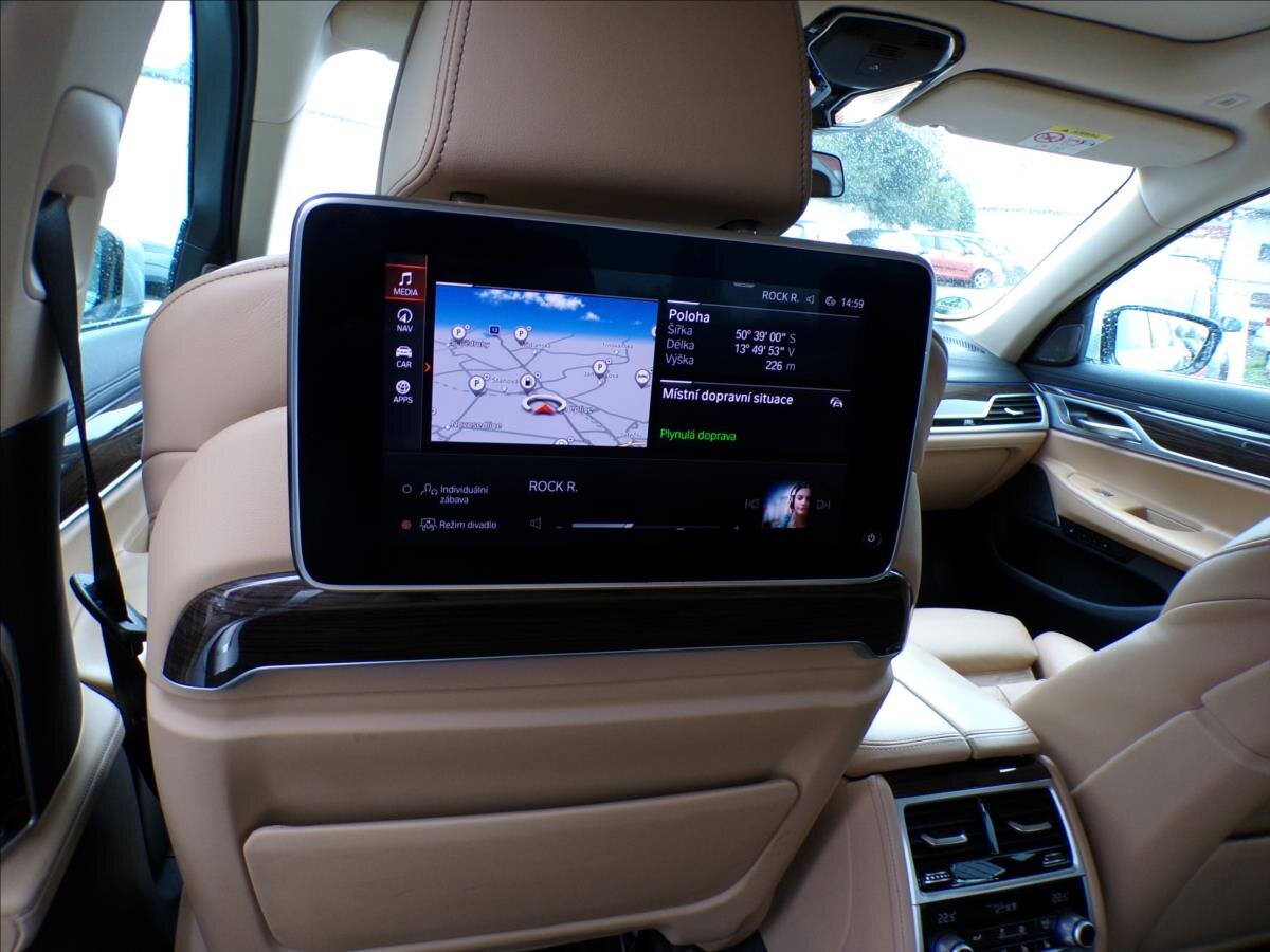 BMW Řada 7 Sedan / Limuzína 3,0 l 195 kw