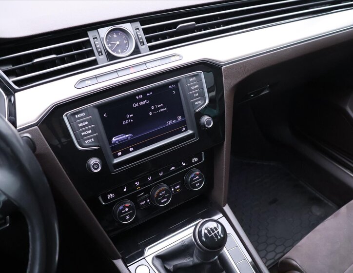 Volkswagen Passat Kombi 2,0 l 110 kw