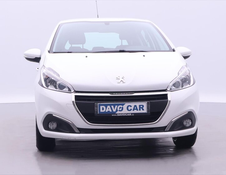 Peugeot 208 Hatchback 1,2 l 60 kw