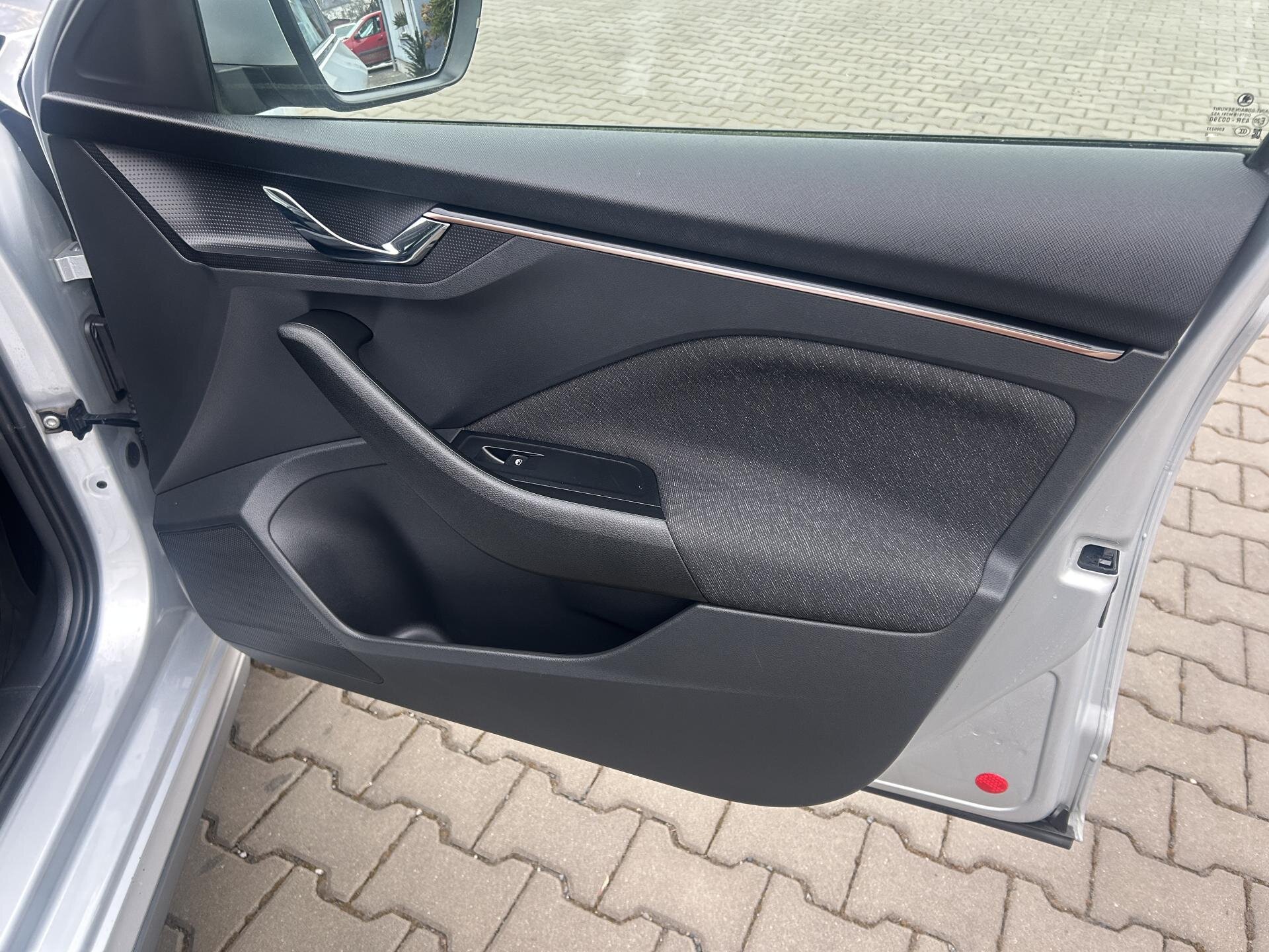 Škoda Kamiq Hatchback 999,0 85 kw