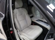 Volvo XC90 SUV 2,0 l 173 kw