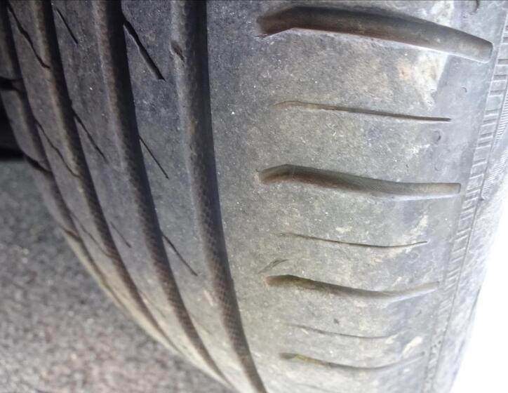 Volkswagen Passat 40