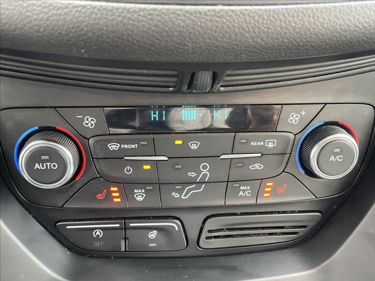 Ford Kuga SUV / Terénní 1,5 l 110 kw